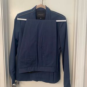 EUC banana republic Reegan suiting pants navy